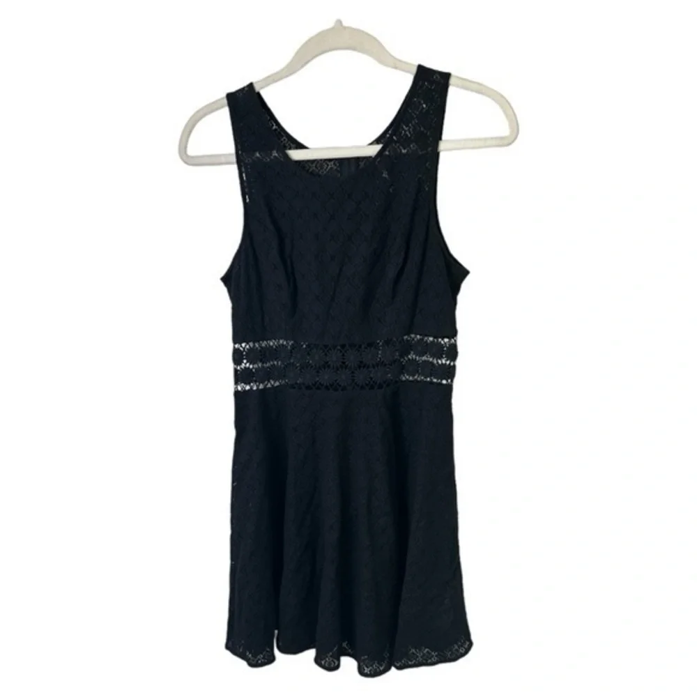 free people black cut out dress Lace Fit & Flare Mini Cutout Waist Boho Size 4 the cutest summer office plp tag: l'agence exclusive Maxi dress The little black dress Size:31x34